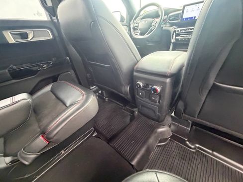 Certified 2023 Ford Explorer ST-Line AWD/4WD image 49