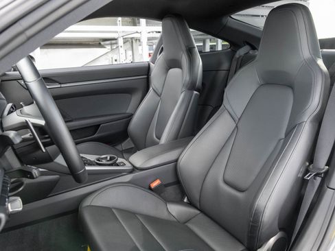 Certified 2024 Porsche 911 Carrera image 5