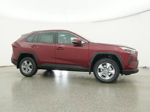 New 2025 Toyota RAV4 XLE image 28