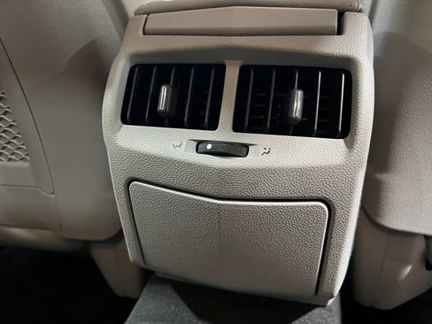 Used 2013 Cadillac CTS Luxury image 18