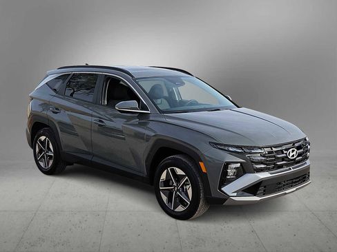 New 2025 Hyundai Tucson SEL image 2