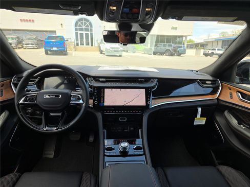 New 2026 Jeep Grand Cherokee Summit AWD/4WD image 18