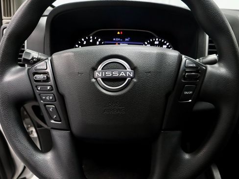 Certified 2023 Nissan Frontier SV w/ Tow Package image 32