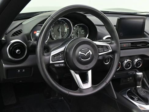 Used 2021 MAZDA MX-5 Miata RF Grand Touring image 15