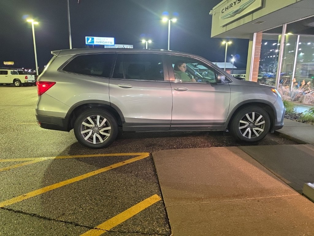 Used 2019 Honda Pilot EX image 8
