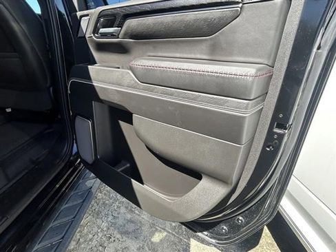 Used 2022 GMC Sierra 1500 AT4X image 23