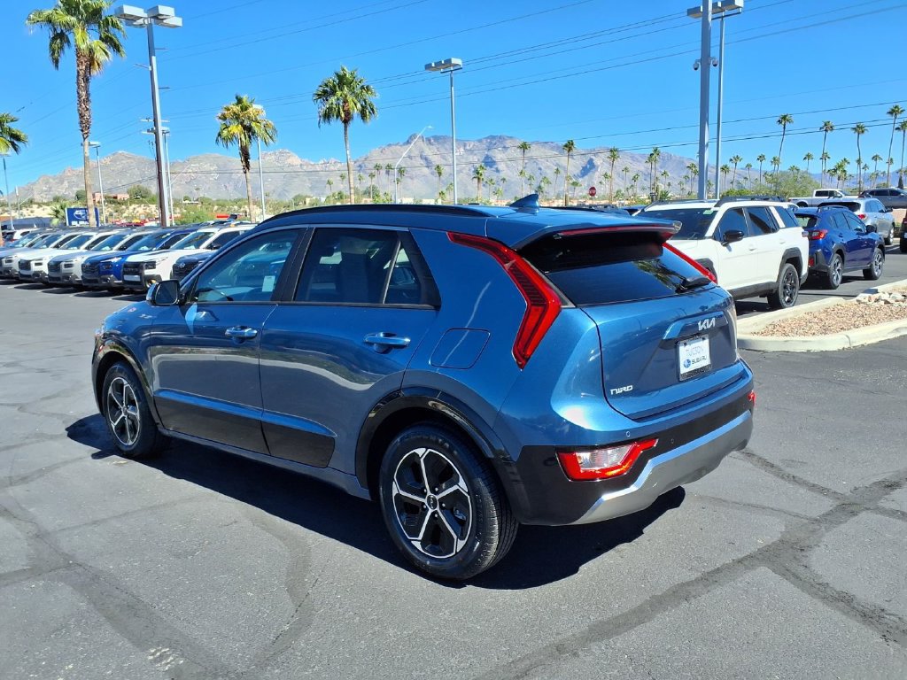 Used 2025 Kia Niro FWD image 13