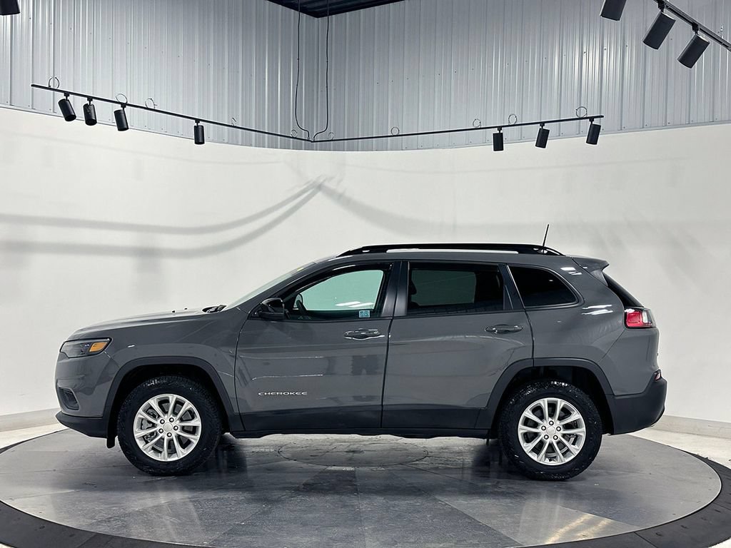 Used 2022 Jeep Cherokee Latitude Lux AWD/4WD image 14