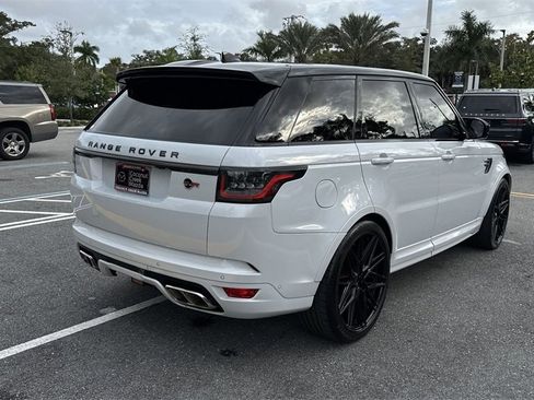Used 2021 Land Rover Range Rover Sport SVR image 4