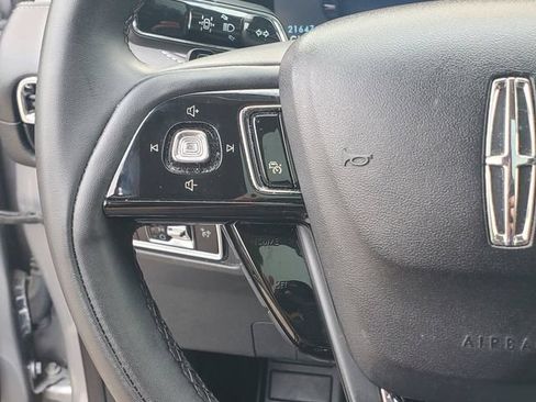 Used 2024 Lincoln Corsair AWD w/ Equipment Group 101A image 18
