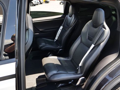 Used 2016 Tesla Model X 90D AWD/4WD image 26