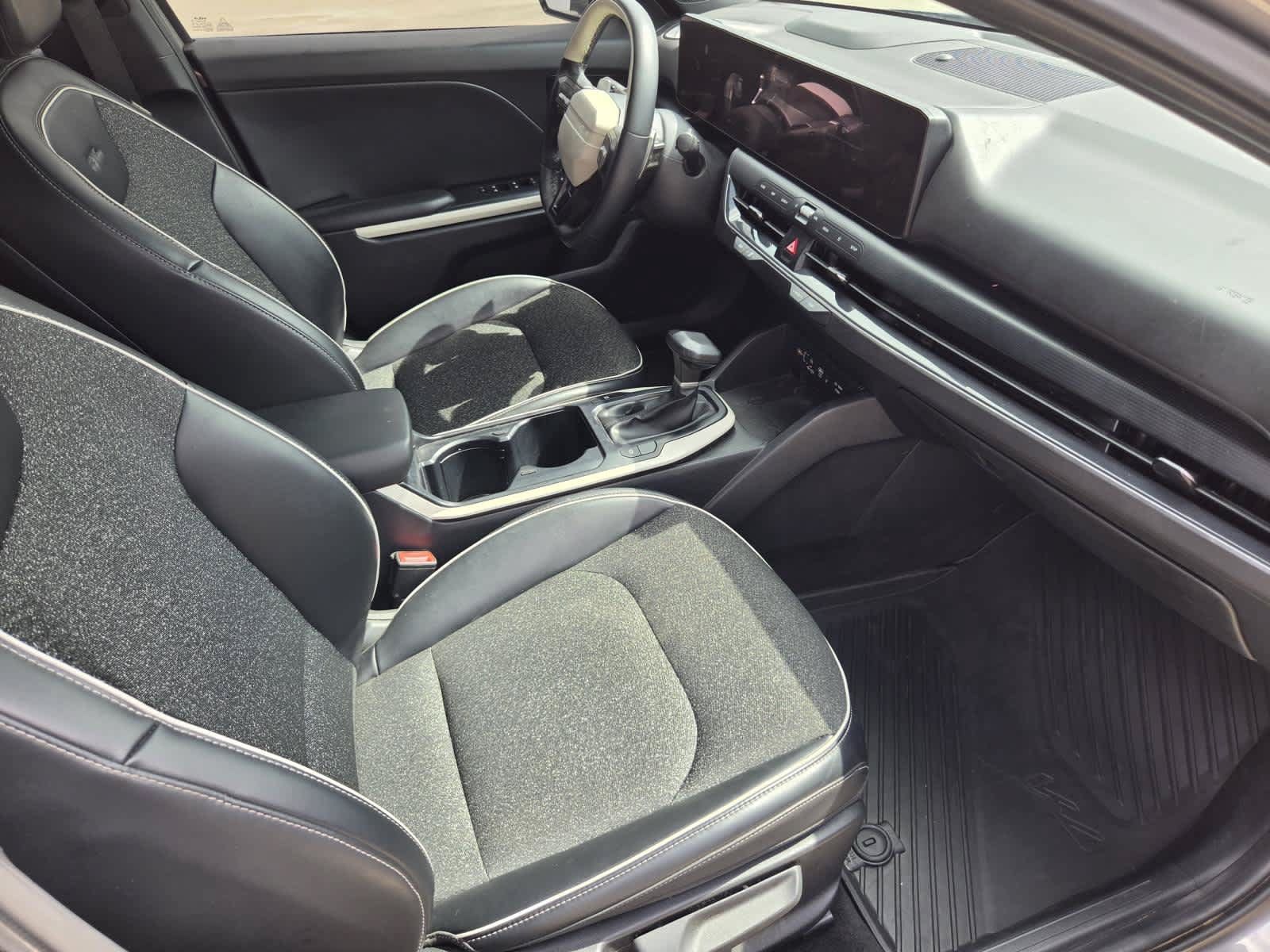 Used 2025 Kia K4 GT-Line FWD image 9