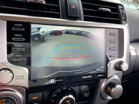 Used 2021 Toyota 4Runner SR5 Premium image 26