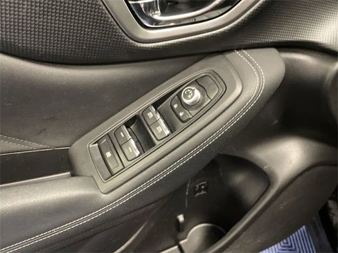 Used 2020 Subaru Forester Limited image 13