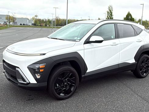Certified 2024 Hyundai Kona SEL AWD/4WD image 13