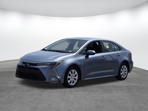 Used 2024 Toyota Corolla LE FWD image 7