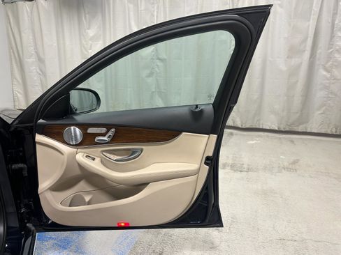 Used 2021 Mercedes-Benz C 300 4MATIC Sedan image 22
