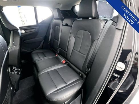 Certified 2025 Volvo XC40 B5 Plus image 34