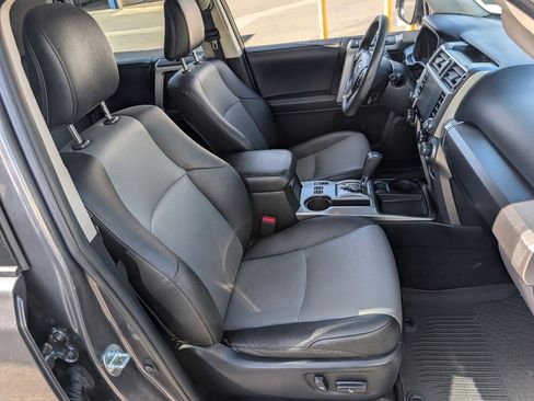 Used 2022 Toyota 4Runner SR5 Premium w/ Moonroof Package image 9