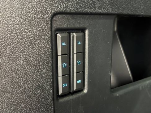 Used 2021 Ford Expedition Limited AWD/4WD image 16