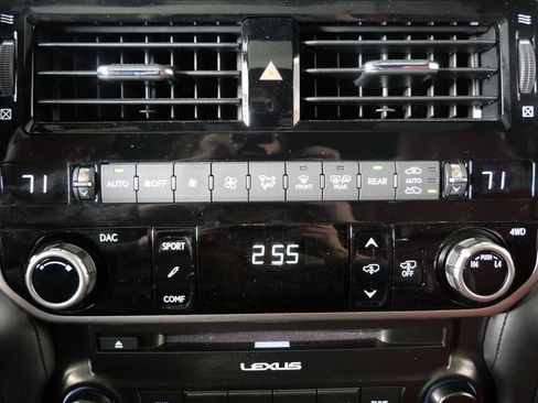 Certified 2023 Lexus GX 460 Luxury image 21