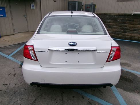 Used 2009 Subaru Impreza 2.5i image 4