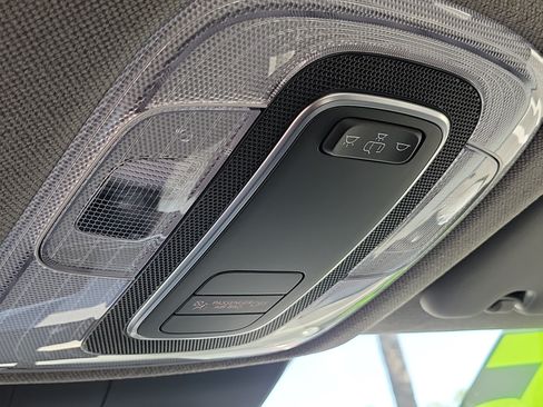 Certified 2025 Hyundai Elantra Sport FWD image 18