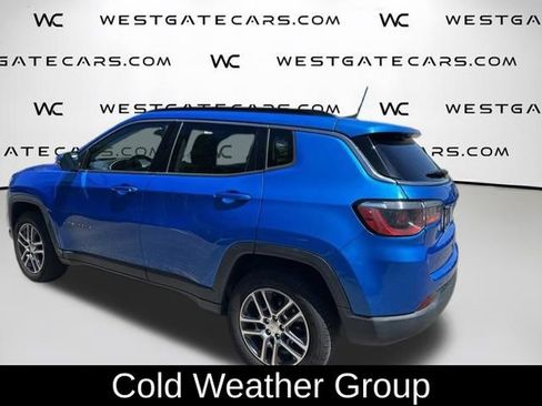 Used 2018 Jeep Compass Latitude w/ Popular Equipment Group AWD/4WD image 5
