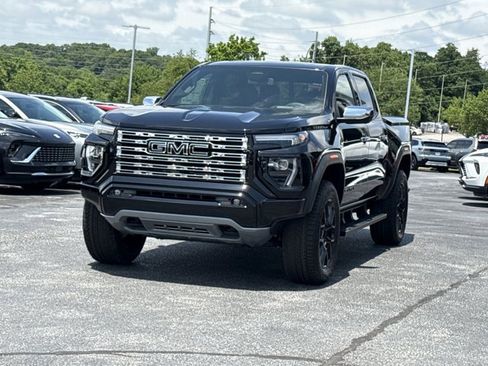 New 2026 GMC Canyon Denali w/ LPO, Denali Black Edition AWD/4WD image 13