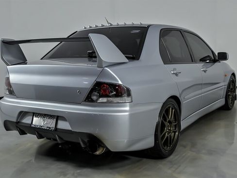 Used 2006 Mitsubishi Lancer Evolution AWD/4WD image 12