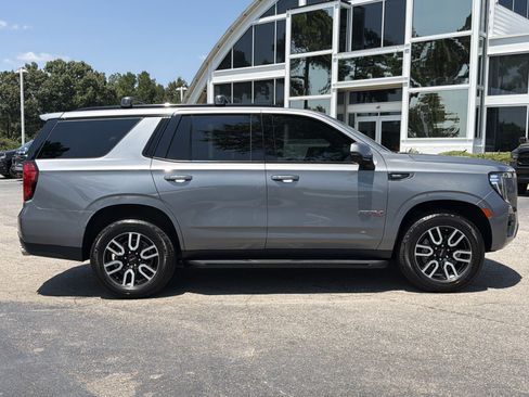 Used 2022 GMC Yukon AT4 AWD/4WD image 24