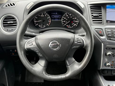 Used 2018 Nissan Pathfinder SL w/ Cargo Package AWD/4WD image 34