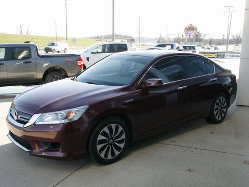 Used 2015 Honda Accord Touring image 5