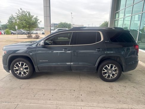 Used 2020 GMC Acadia SLT FWD image 24