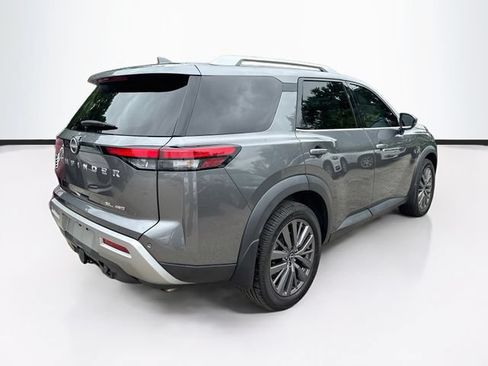 Used 2023 Nissan Pathfinder SL w/ SL Premium Package AWD/4WD image 9