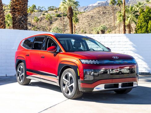 New 2026 Hyundai Ioniq 9 Limited image 2