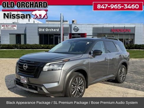 Used 2024 Nissan Pathfinder SL w/ SL Premium Package image 1