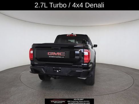 Used 2025 GMC Canyon Denali AWD/4WD image 16