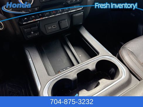 Used 2020 GMC Sierra 1500 AT4 w/ AT4 Premium Package image 24