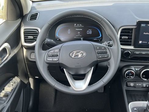 New 2026 Hyundai Venue SEL FWD image 17