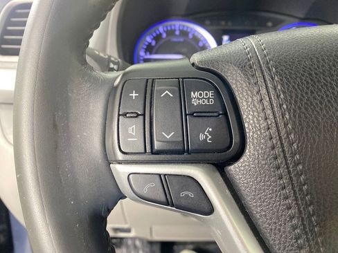 Certified 2019 Toyota Highlander Limited image 15