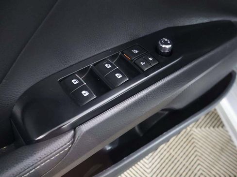 Used 2020 Toyota Camry XSE FWD image 38