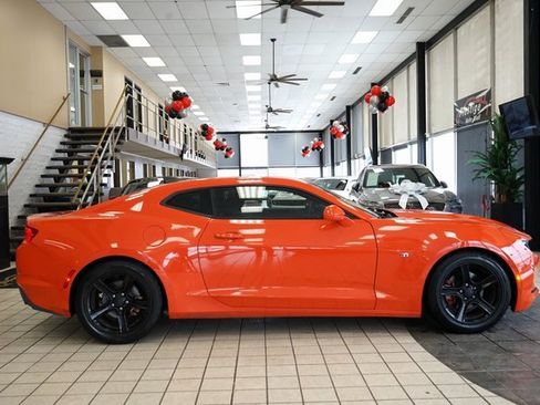 Used 2019 Chevrolet Camaro LT image 16