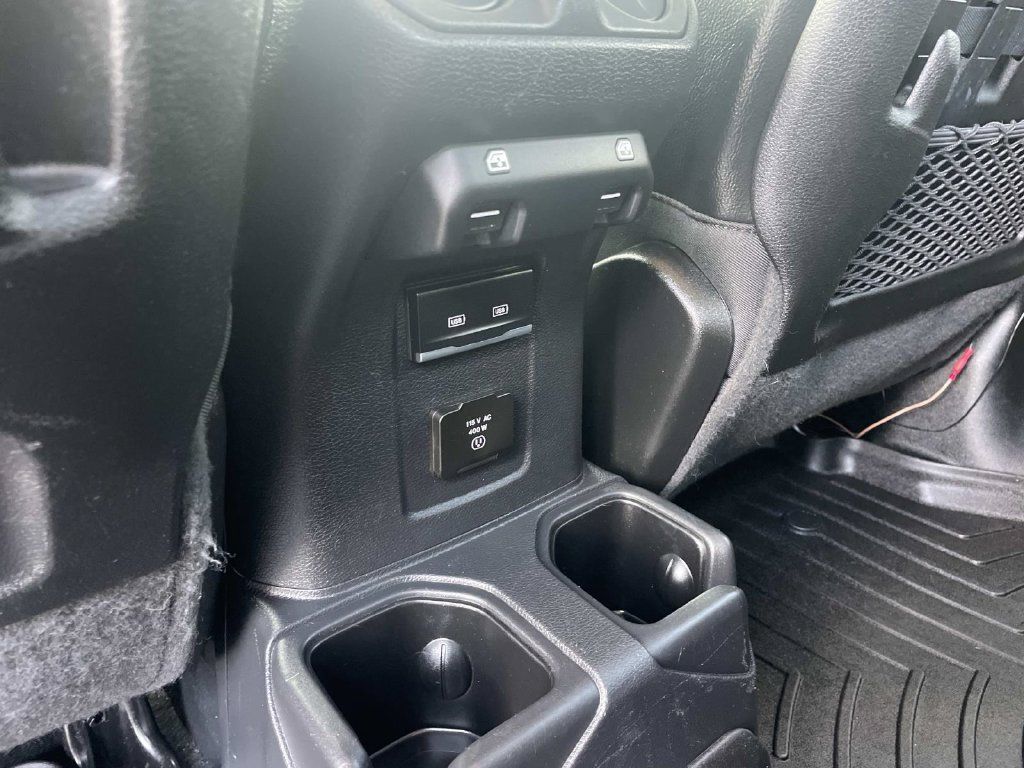 Used 2022 Jeep Gladiator Rubicon w/ LED Lighting Group AWD/4WD image 10