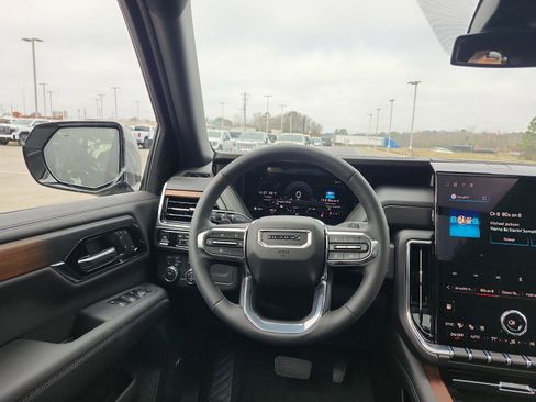 New 2026 GMC Yukon XL Denali w/ Sun & Power Step Package image 11