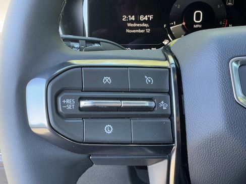 New 2026 GMC Terrain AT4 w/ Convenience Package III image 40