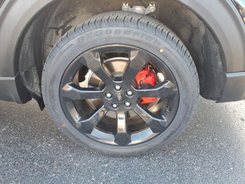 Used 2022 Ford Explorer ST w/ Equipment Group 401A image 8