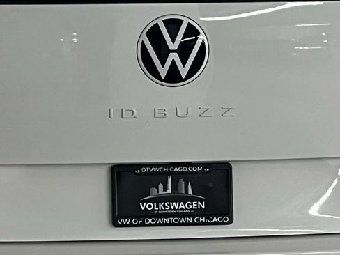 New 2025 Volkswagen ID. Buzz Pro S RWD image 37