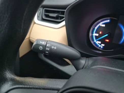 Used 2023 Toyota RAV4 LE image 20