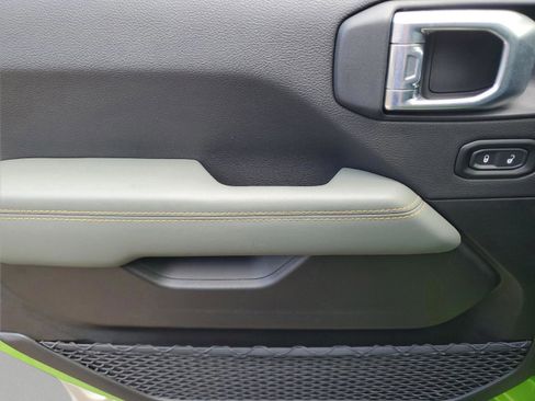 New 2026 Jeep Gladiator Mojave image 8